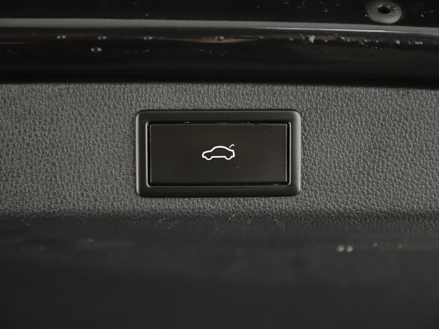 Škoda SUPERB Combi Style TDI SCR DSG | Bild 18 von 21