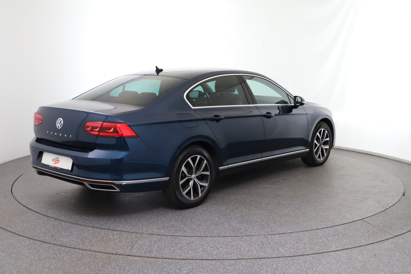 VW Passat Variant Highline TDI SCR DSG | Bild 5 von 28