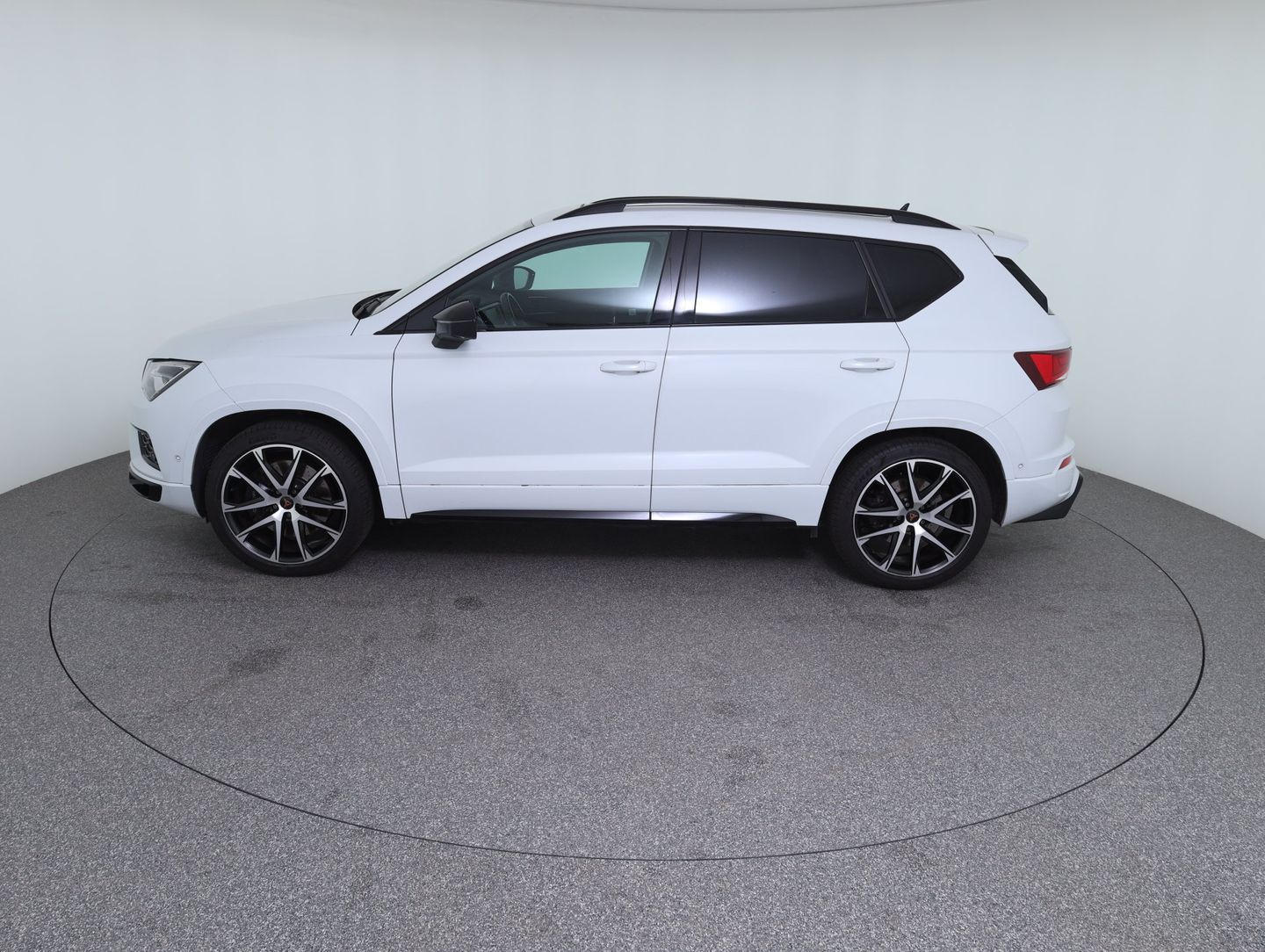 CUPRA Ateca 2.0 TSI DSG 4Drive | Bild 8 von 14