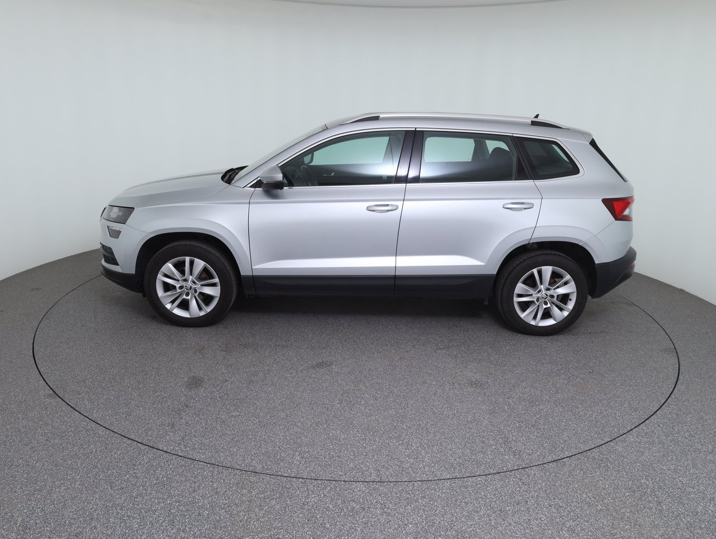 Škoda KAROQ Ambition TDI | Bild 8 von 14