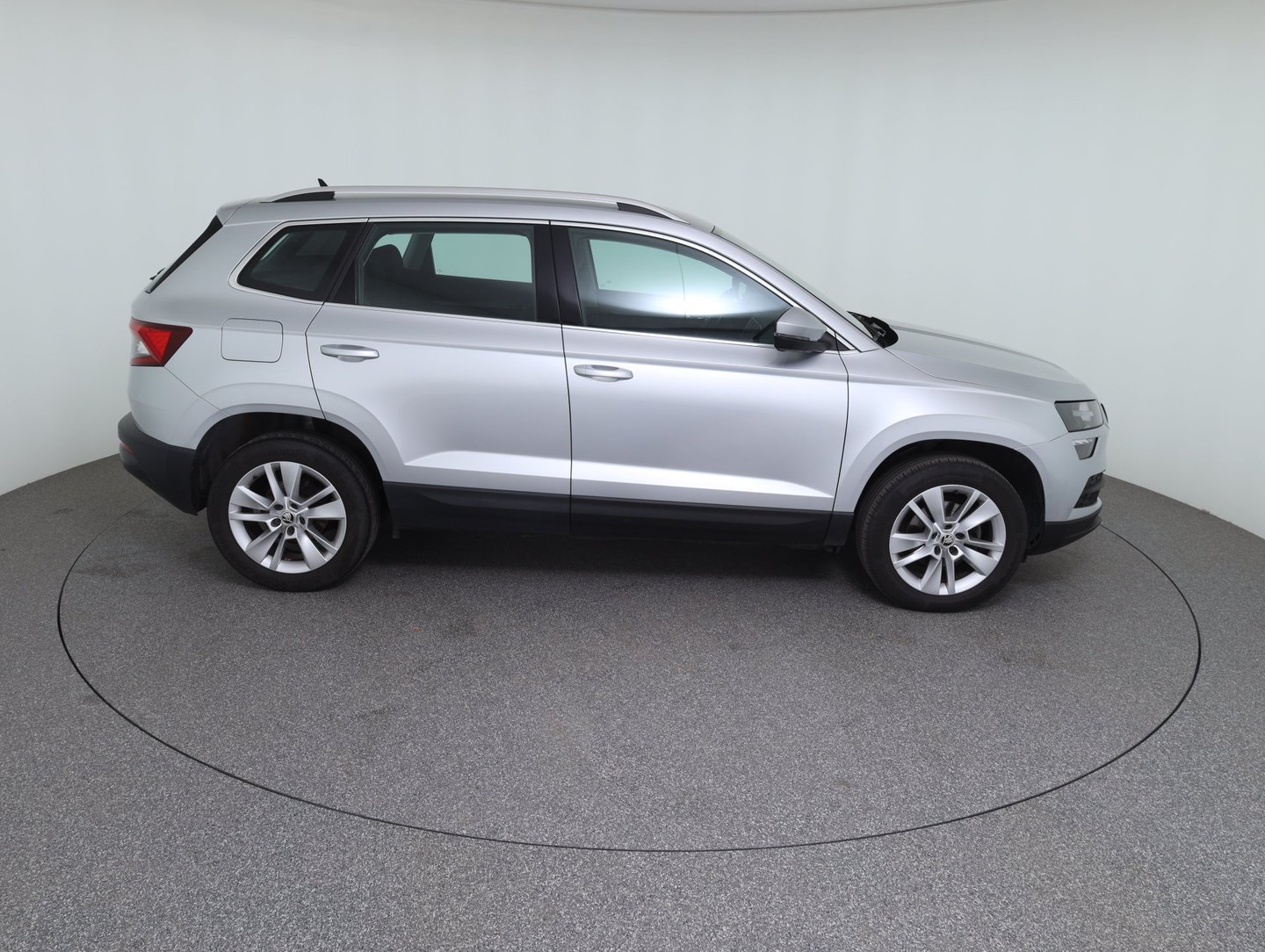 Škoda KAROQ Ambition TDI | Bild 4 von 14