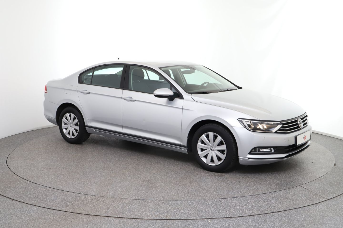 VW Passat Trendline 1,6 TDI | Bild 6 von 25