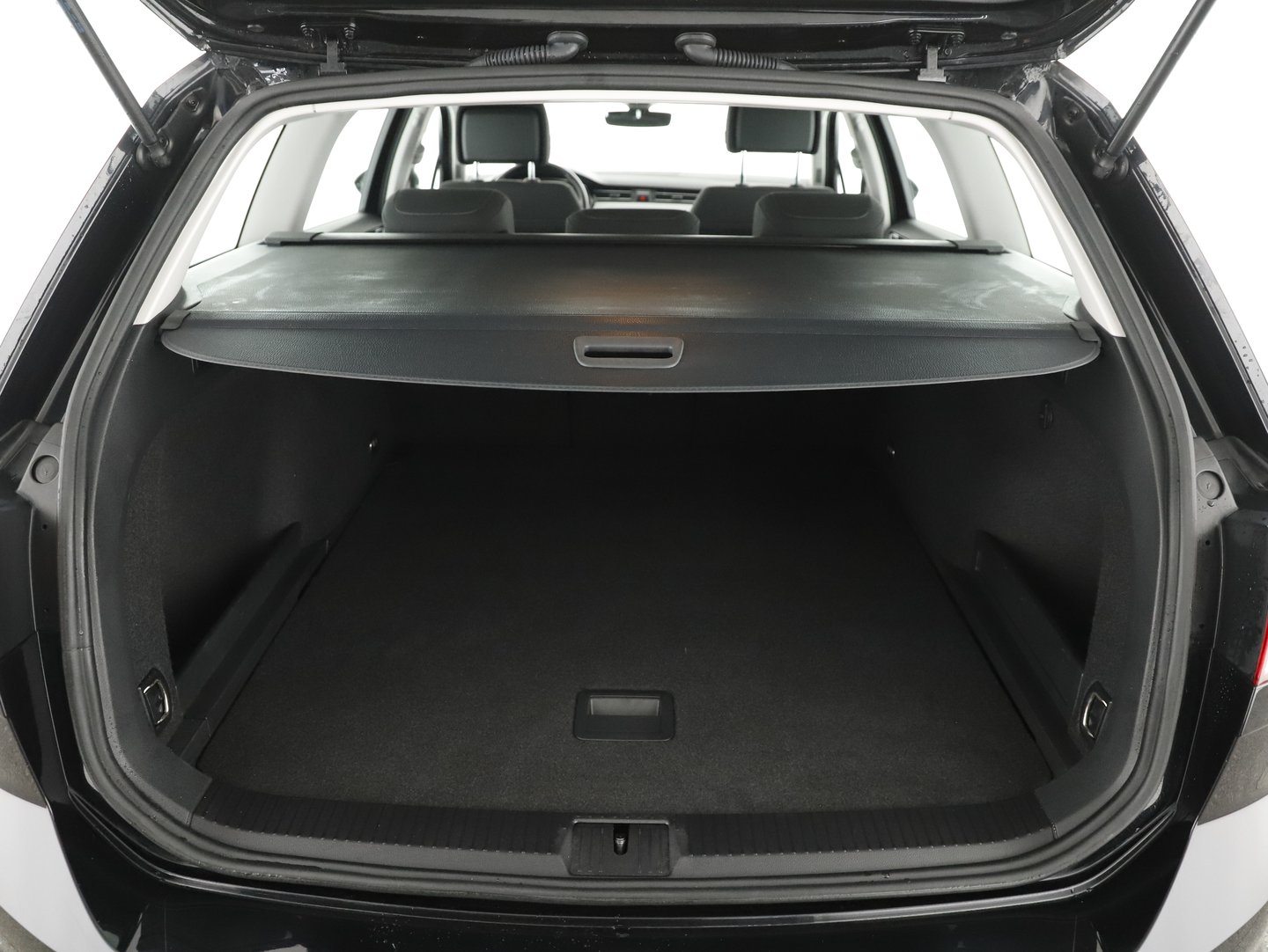 VW Passat Variant Business TDI | Bild 19 von 22