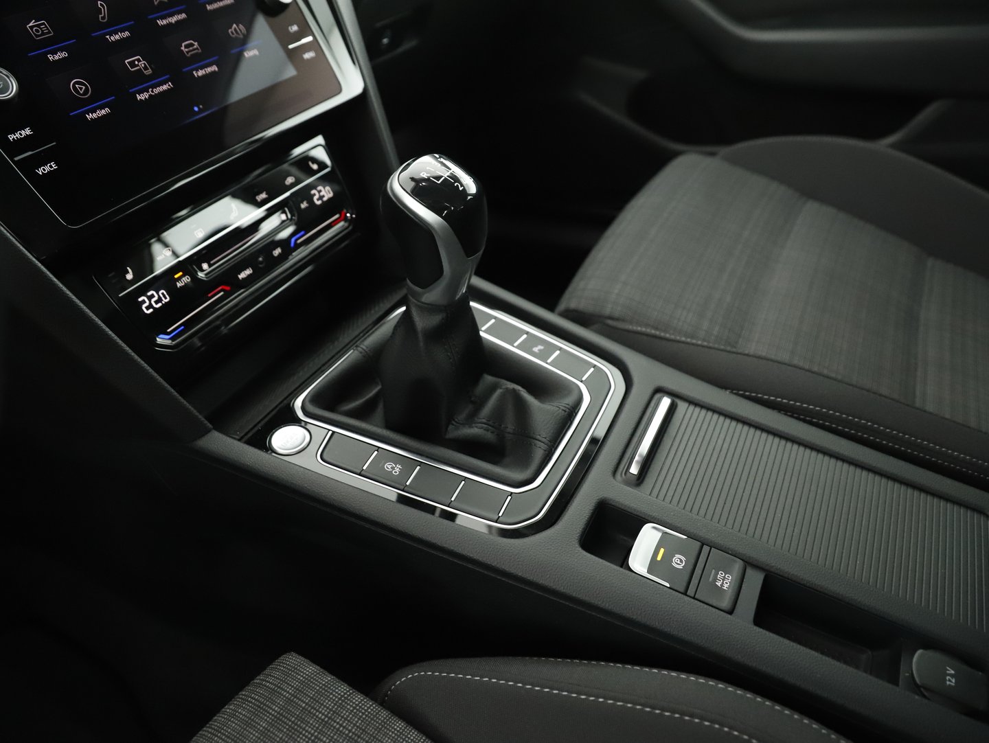 VW Passat Variant Business TDI | Bild 17 von 22