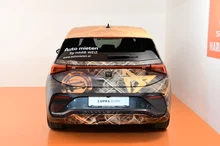 Thumbnail-Foto von Fahrzeug