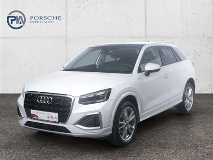 Audi Q2 35 TFSI admired