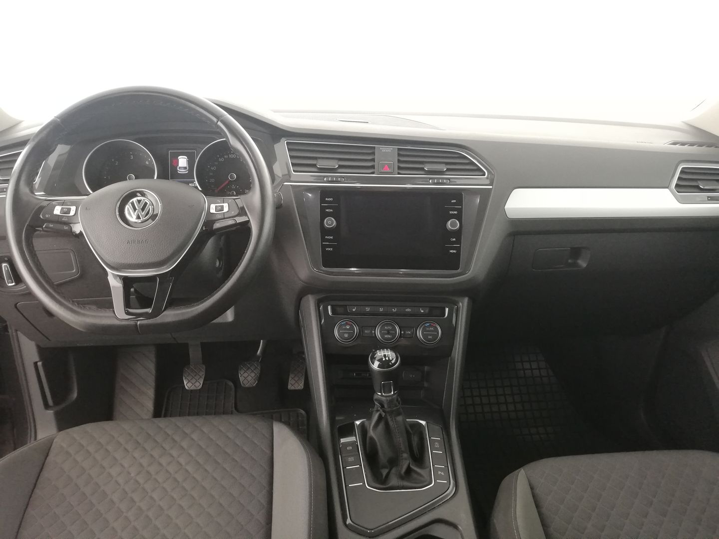 VW Tiguan Comfortline TDI SCR | Bild 20 von 23