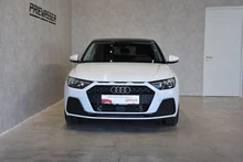 Thumbnail-Foto von Fahrzeug