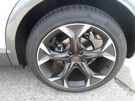 CUPRA Formentor TRIBE 1.5 TSI 150 PS DSG ACT
