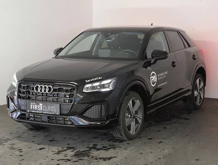 Audi Q2 35 TFSI admired