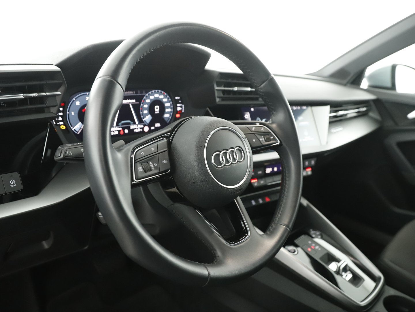 Audi A3 Sportback 35 TDI | Bild 8 von 21