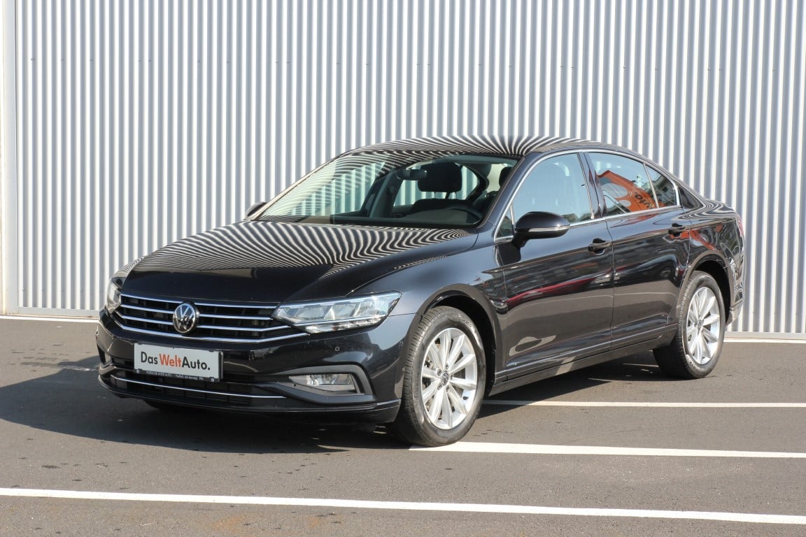 VW Passat