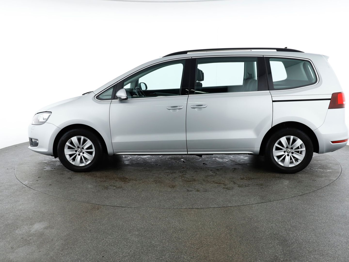 VW Sharan Comfortline SCR 2,0 TDI | Bild 2 von 26