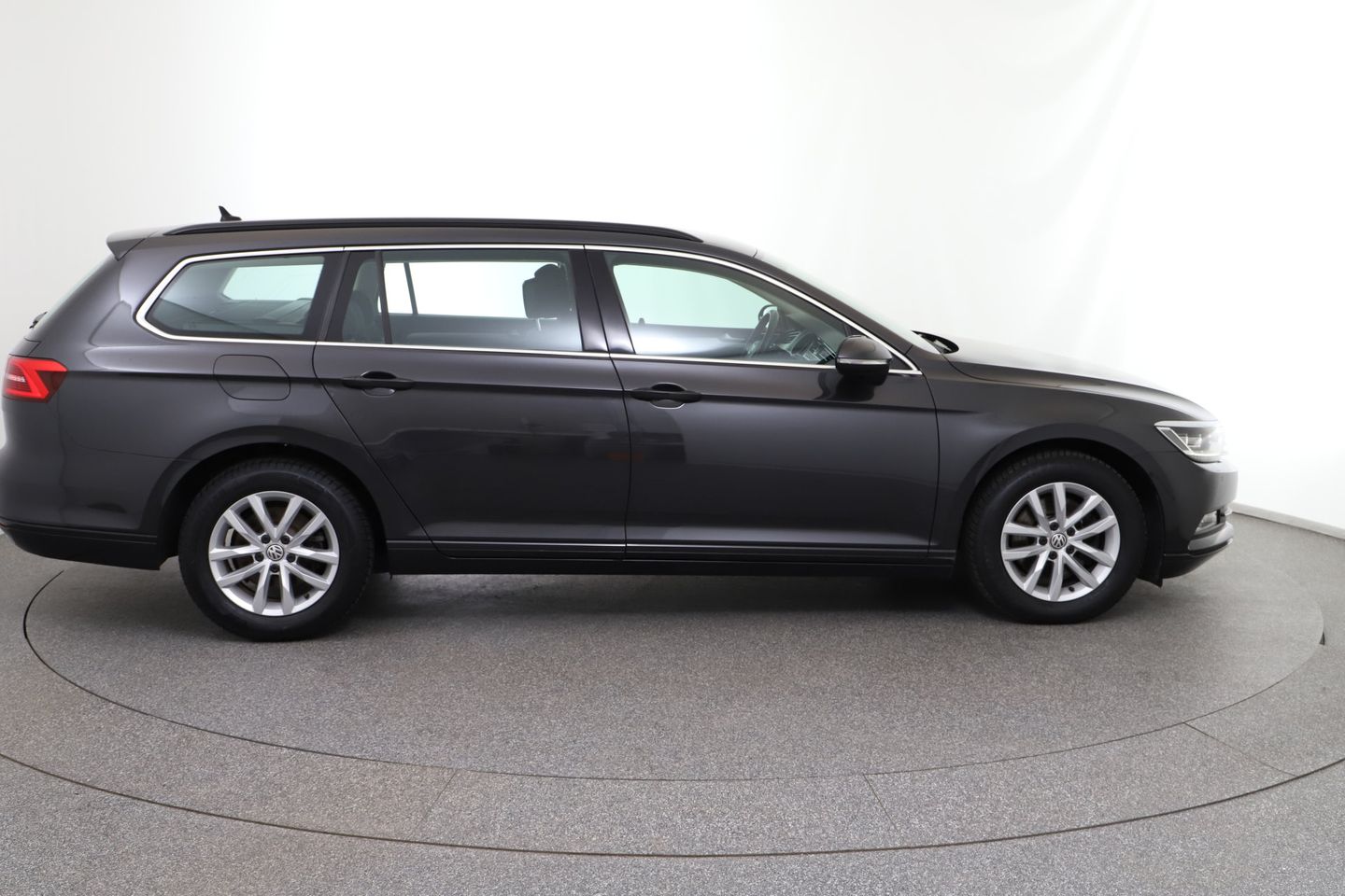 VW Passat Trendline 1,6 TDI | Bild 6 von 25