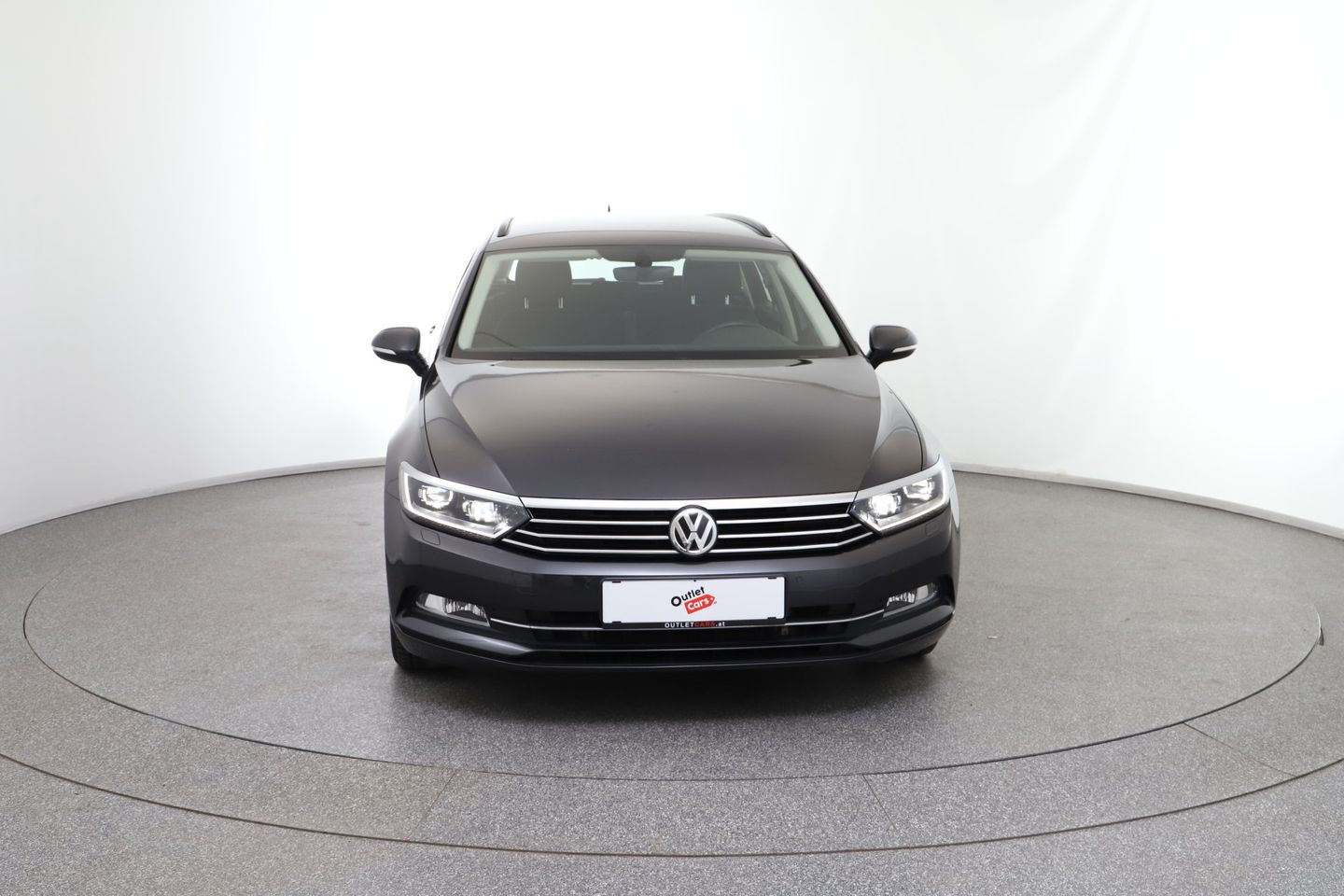 VW Passat Variant Comfortline TDI SCR DSG | Bild 8 von 25