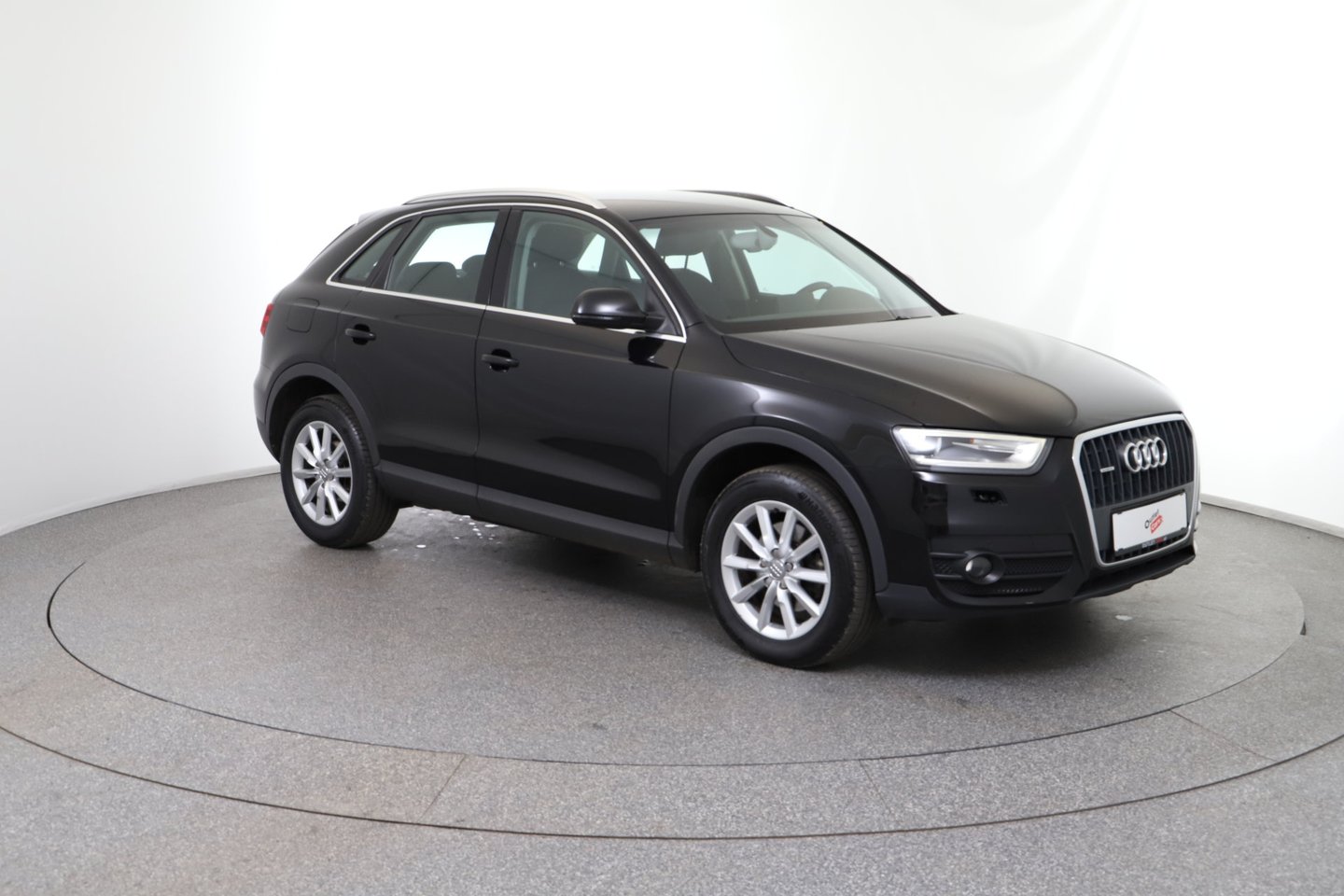 Audi Q3 2.0 TDI quattro daylight | Bild 7 von 27