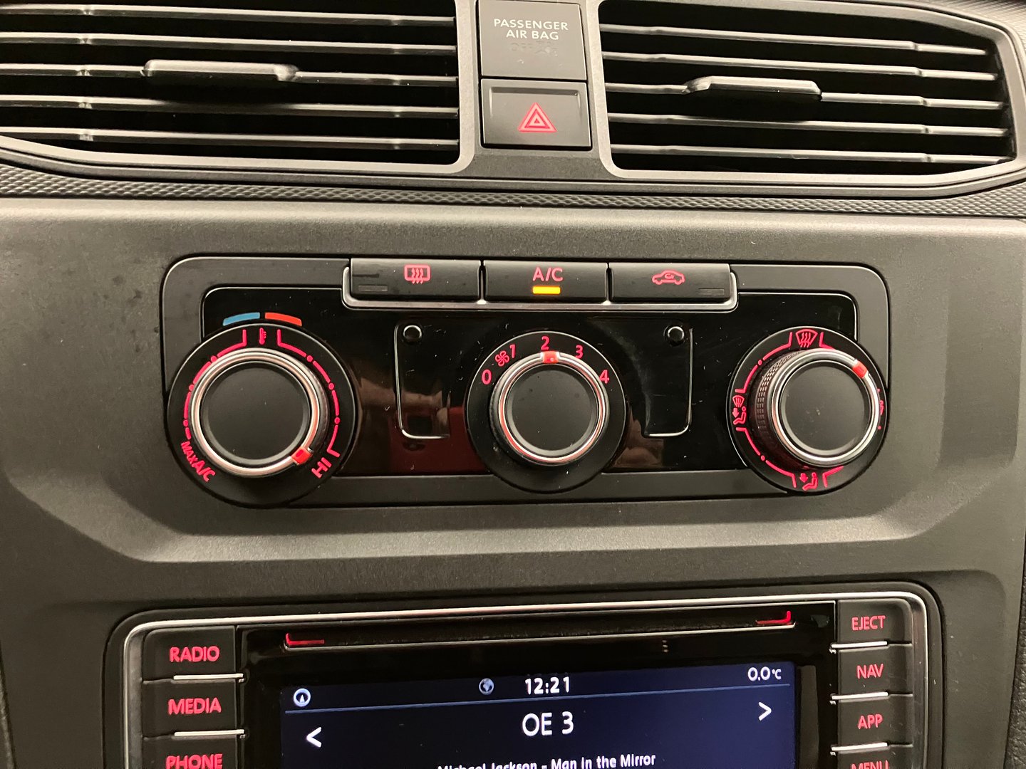 VW Caddy Maxi Kastenwagen TDI | Bild 18 von 21