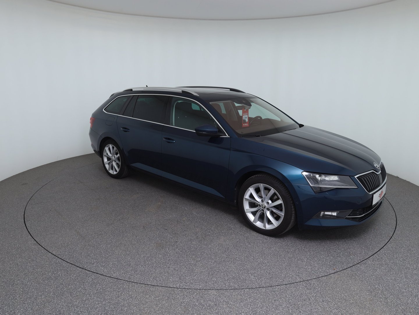 Škoda SUPERB Combi Style TDI DSG | Bild 3 von 24