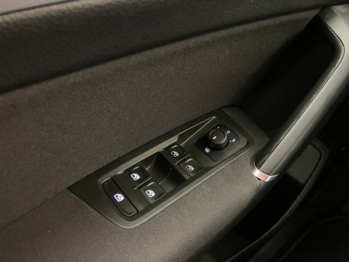 VW Touran Comfortline TSI DSG | Bild 9 von 27