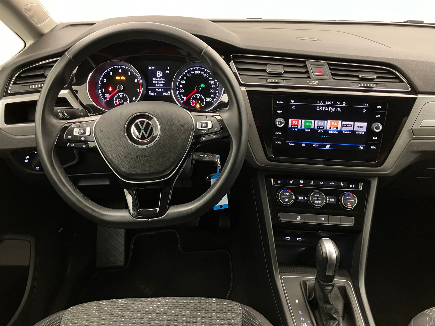 VW Touran Comfortline TSI DSG | Bild 12 von 27