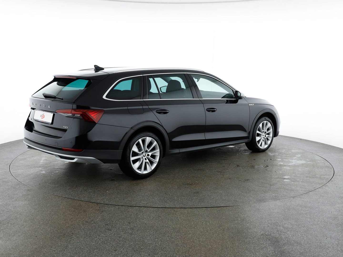 Škoda OCTAVIA Combi 4x4 SCOUT TDI DSG | Bild 5 von 27