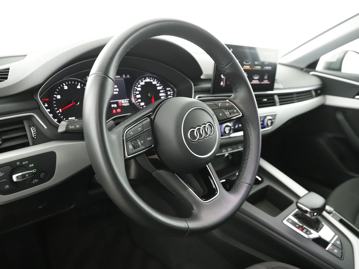 Audi A4 Avant 30 TDI | Bild 10 von 23