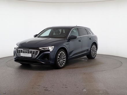 Audi Q8 55 e-tron quattro S line