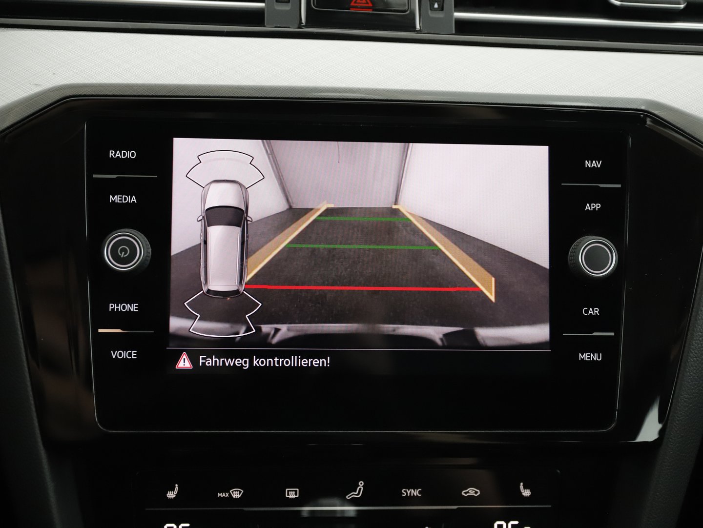 VW Passat Variant GTE | Bild 17 von 26
