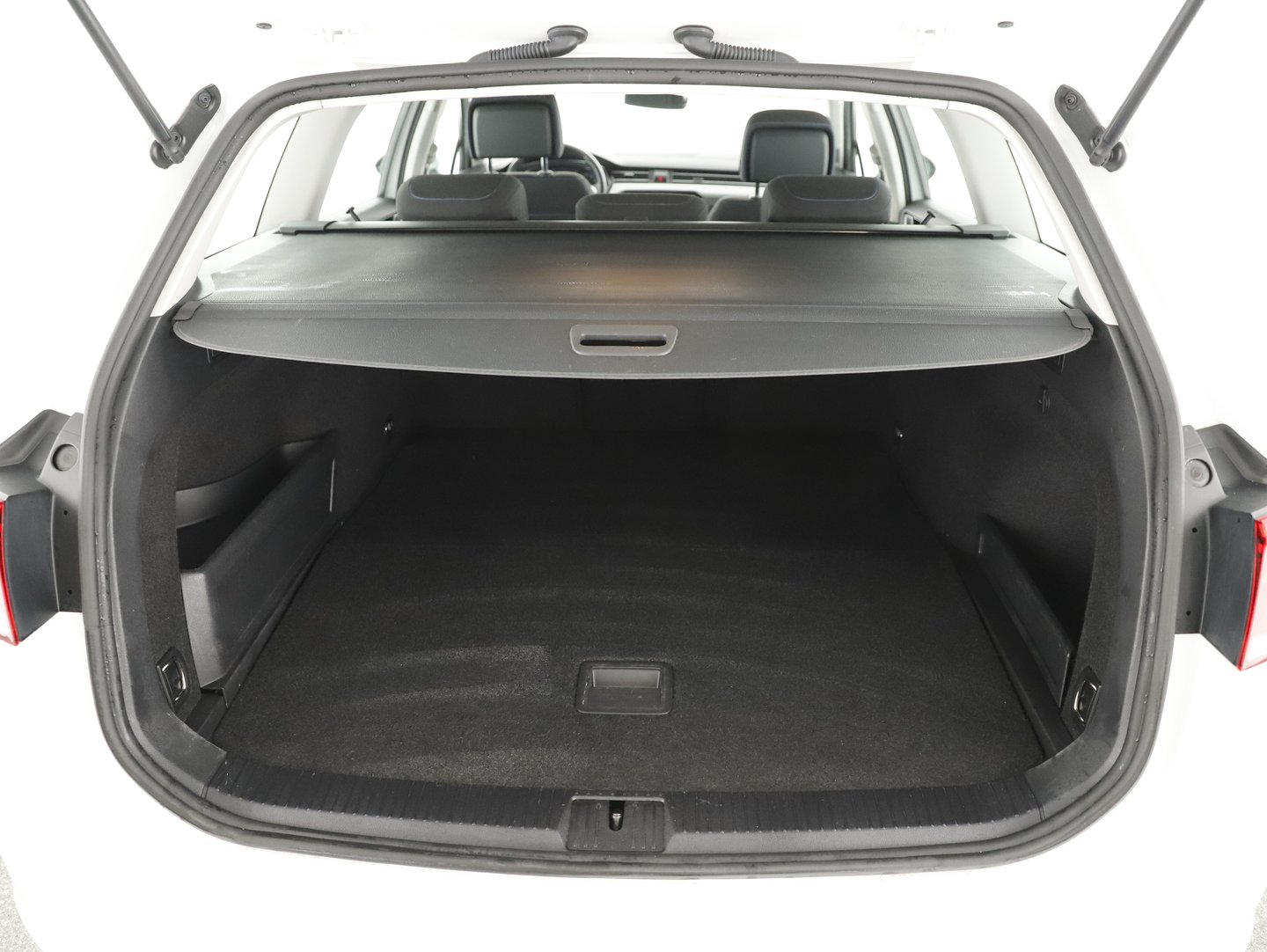 VW Passat Variant GTE | Bild 21 von 26
