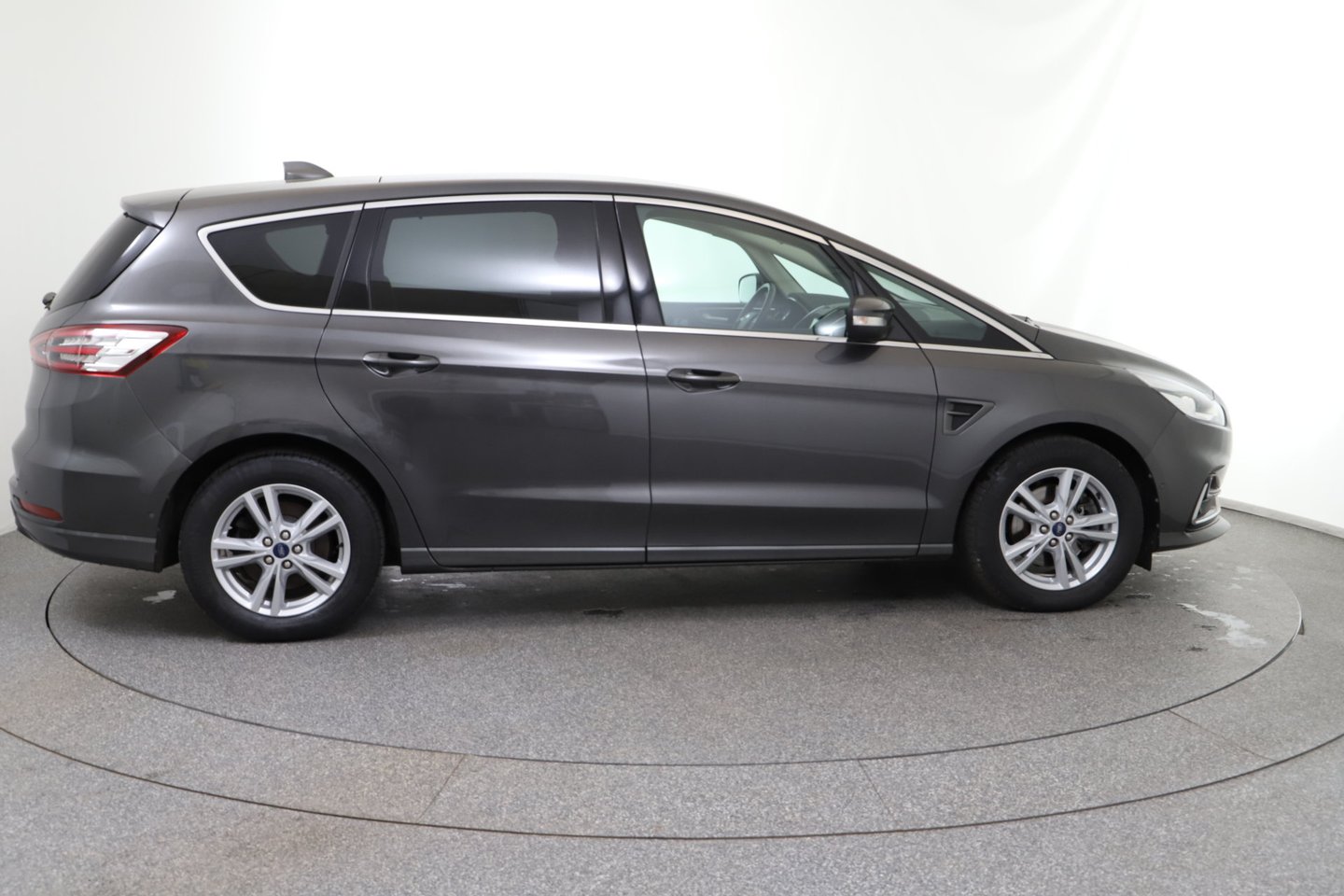 Ford S-MAX Titanium 2.0 EcoBlue SCR | Bild 6 von 29