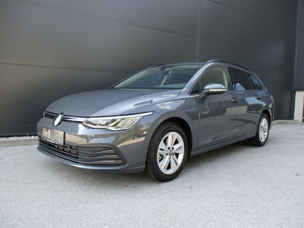 VW Golf Variant Life mHeV DSG