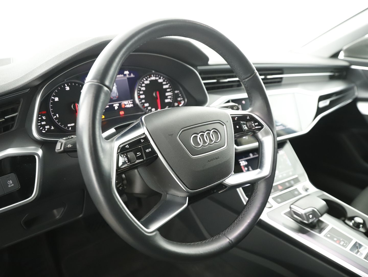 Audi A6 Avant 40 TDI | Bild 14 von 28