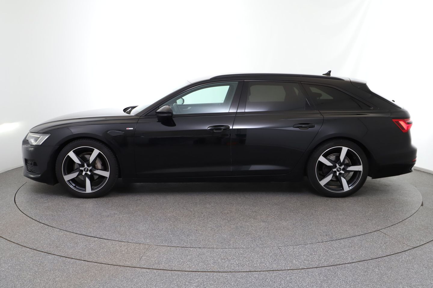 Audi A6 Avant 40 TDI quattro sport S-tronic | Bild 2 von 36