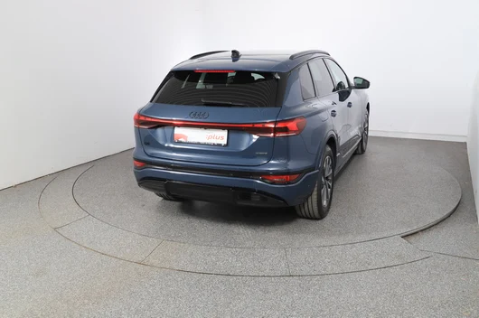 Bild eines Audi Q6 e-tron quattro