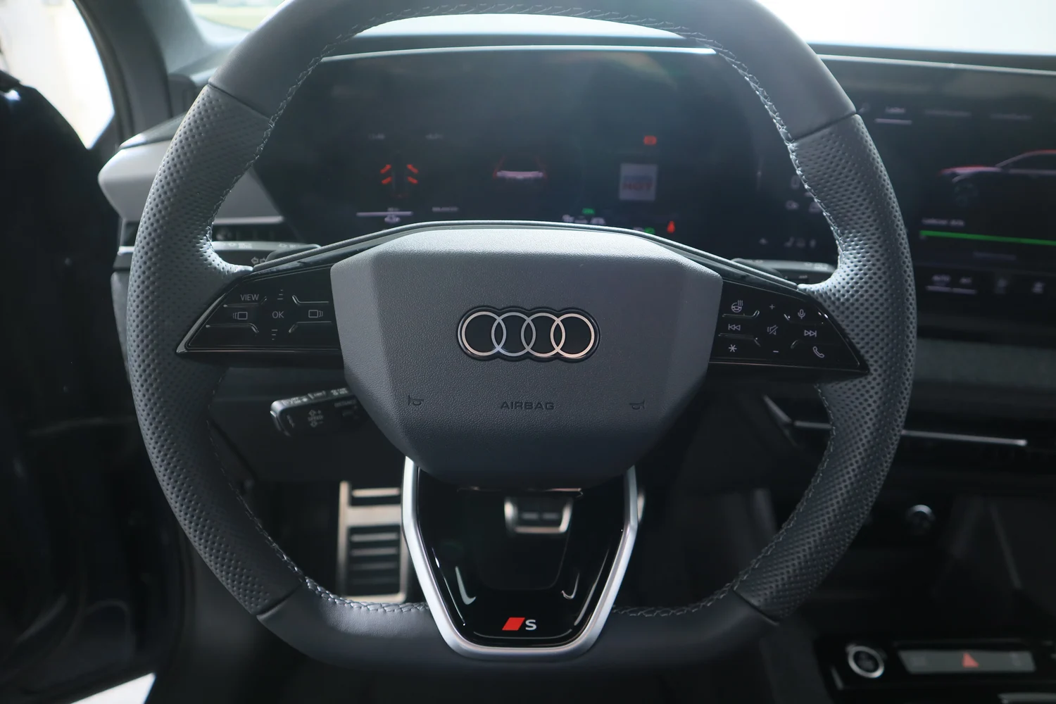 Bild eines Audi Q6 e-tron quattro