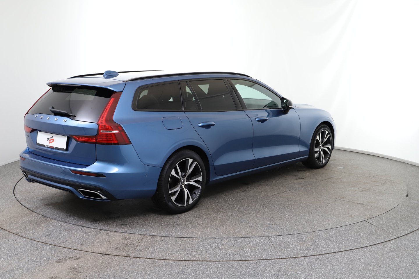 Volvo V60 D4 AWD R-Design Geartronic | Bild 5 von 24