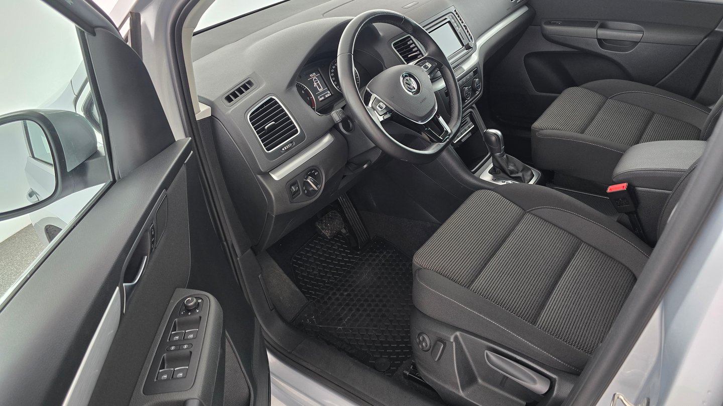 VW Sharan Business+ TSI DSG 7-Sitzer | Bild 11 von 23