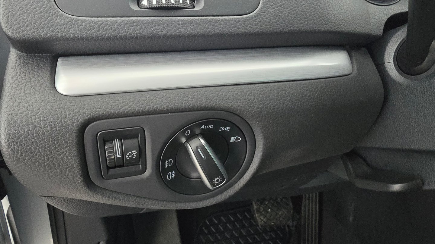 VW Sharan Business+ TSI DSG 7-Sitzer | Bild 10 von 23