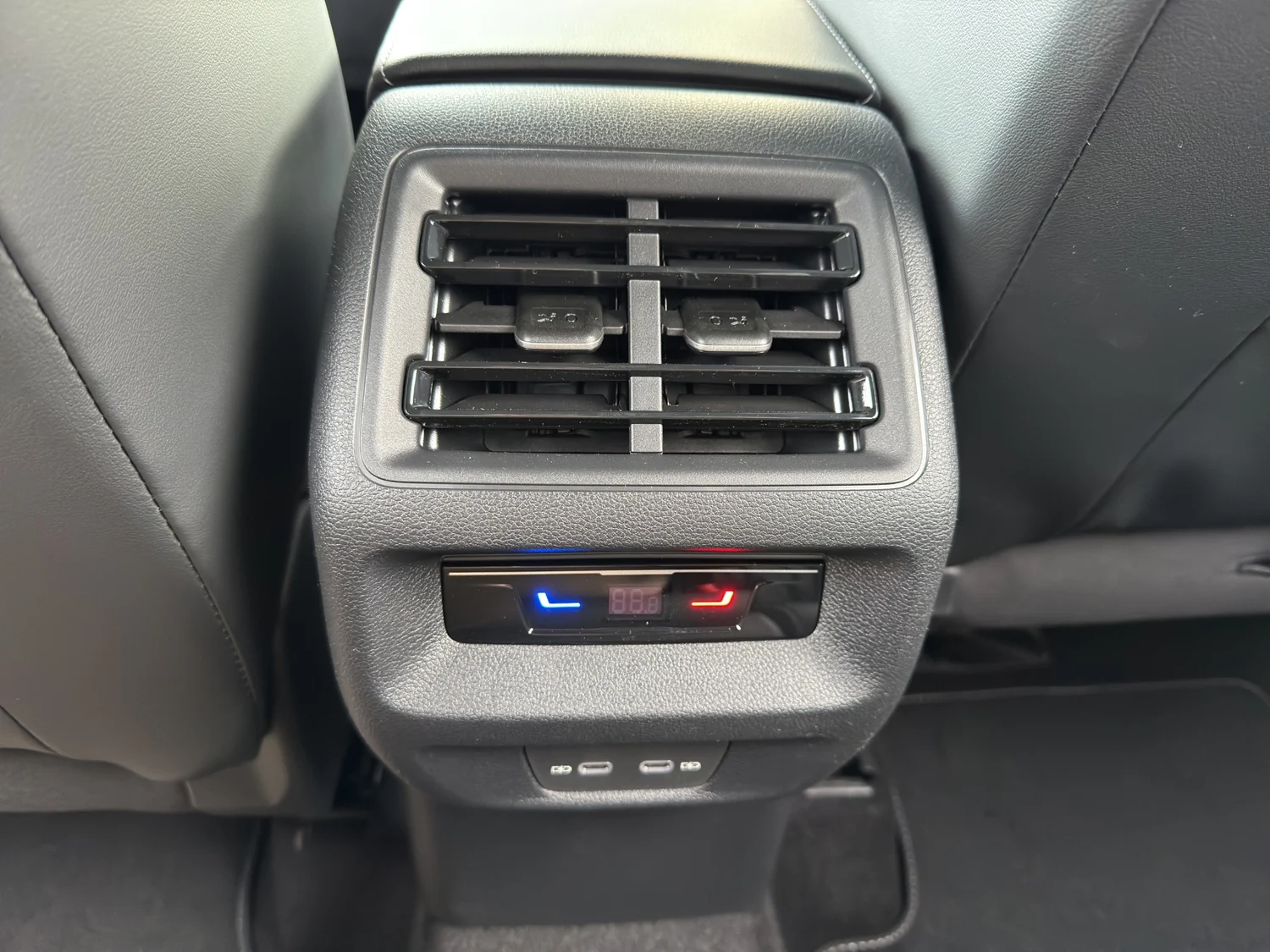 Bild eines Tiguan R-Line TDI 4MOTION DSG