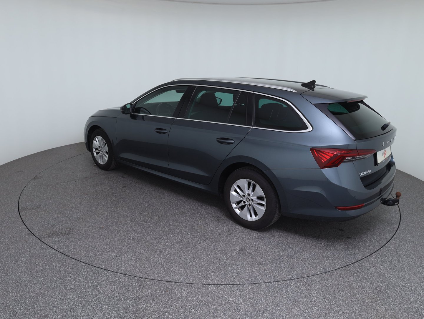 Škoda OCTAVIA Combi Business TDI | Bild 7 von 14