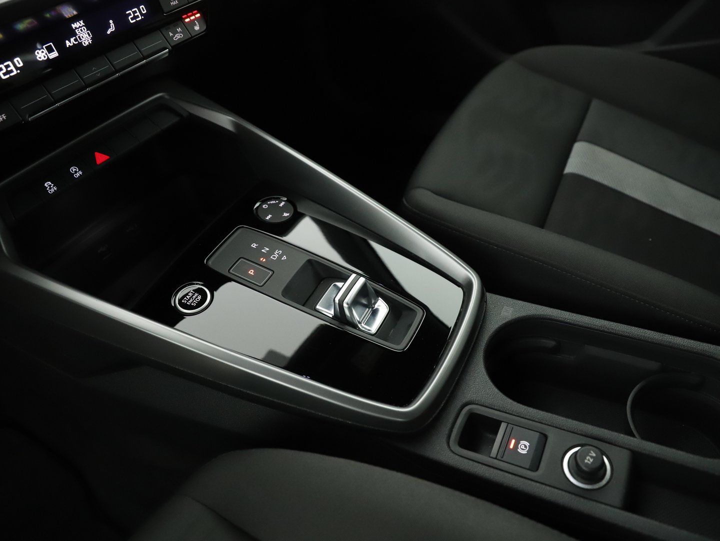 Audi A3 Sportback 35 TFSI advanced ext. | Bild 14 von 22