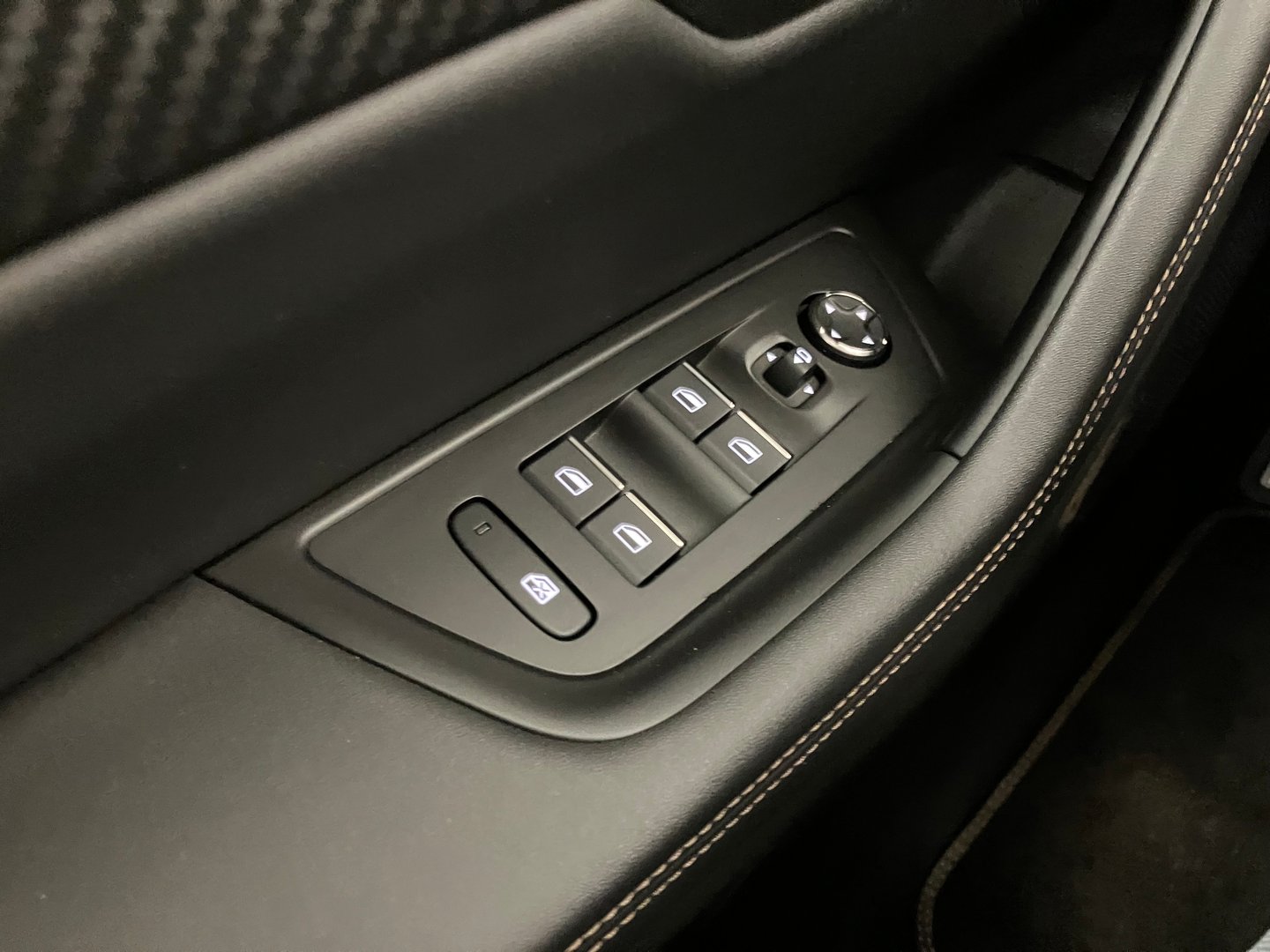 Peugeot 508 SW 2,0 BlueHDi 160 EAT8 S&S GT Line Aut. | Bild 9 von 29