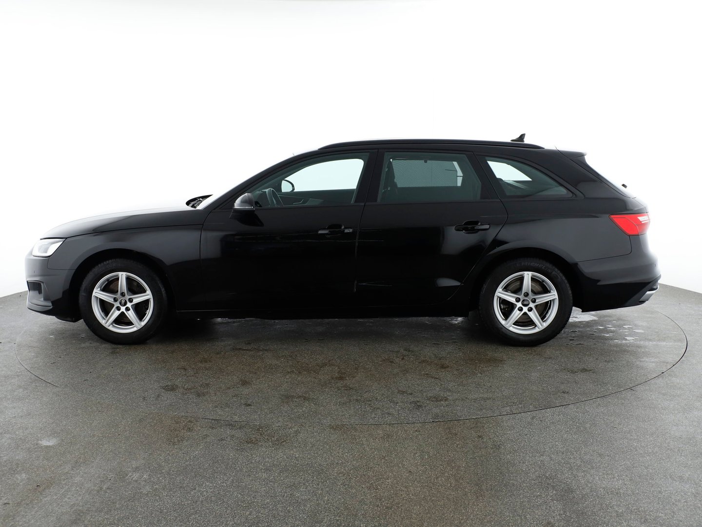 Audi A4 Avant 35 TDI | Bild 8 von 24