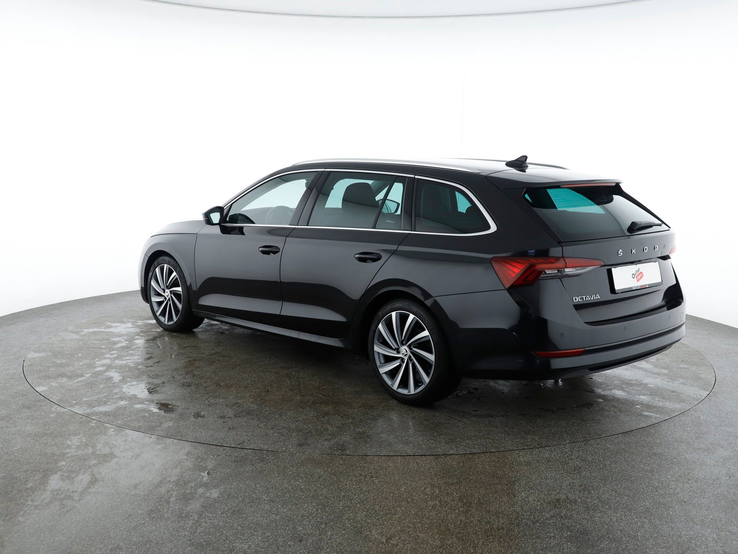 Škoda OCTAVIA Combi Premium TDI DSG | Bild 3 von 28