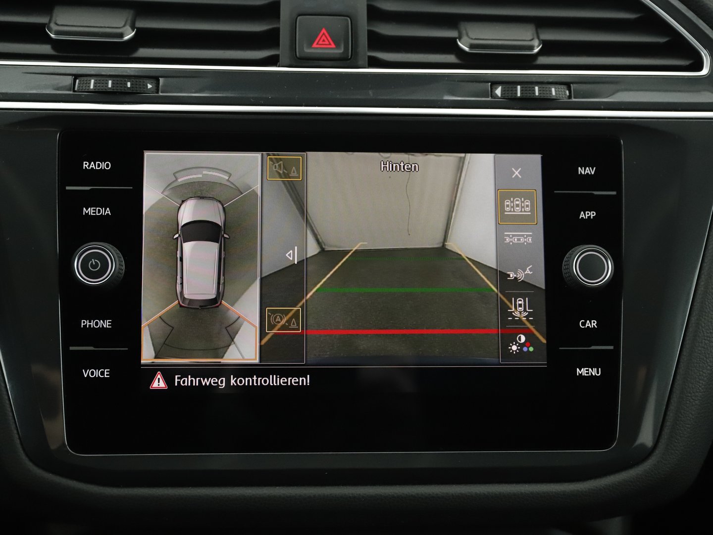 VW Tiguan Allspace Highline TDI 4MOTION DSG | Bild 21 von 29