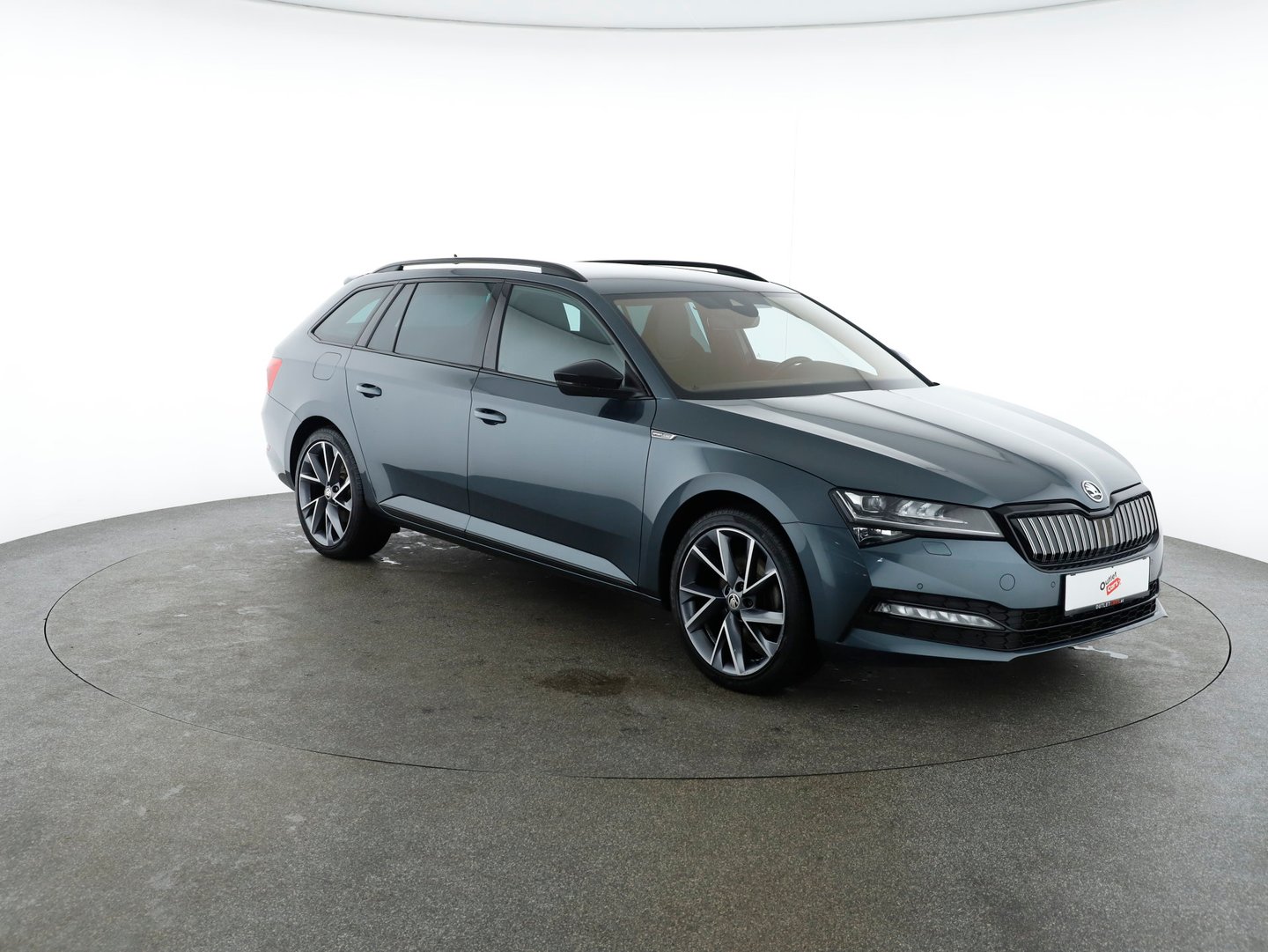 Škoda SUPERB Combi iV SPORTLINE DSG | Bild 7 von 28