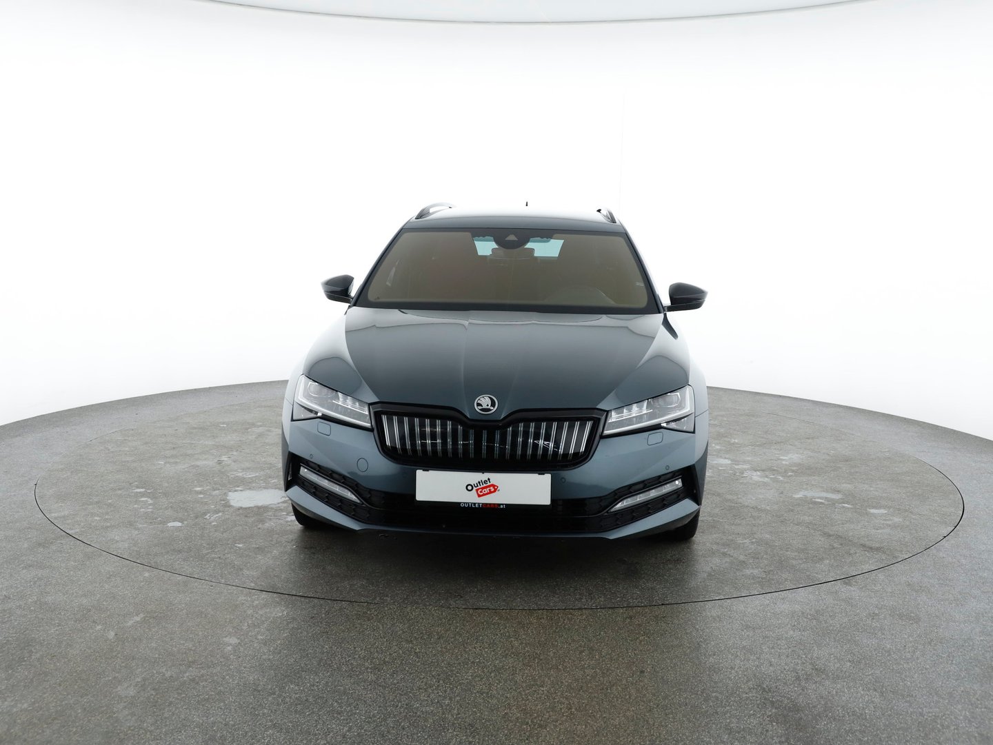 Škoda SUPERB Combi iV SPORTLINE DSG | Bild 8 von 28