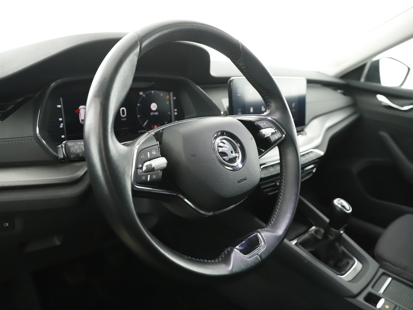 Škoda OCTAVIA Combi Ambition TDI | Bild 8 von 20