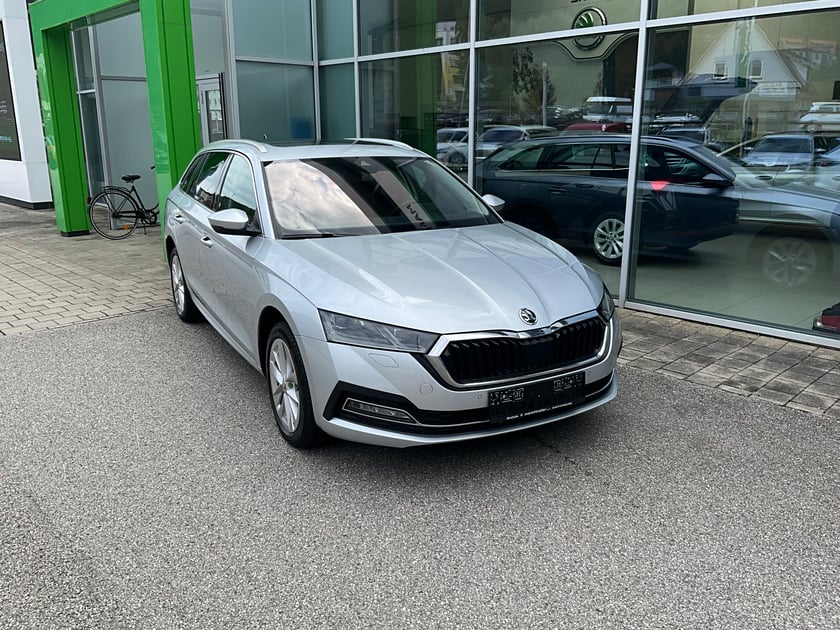 Škoda OCTAVIA Combi Premium TSI ACT