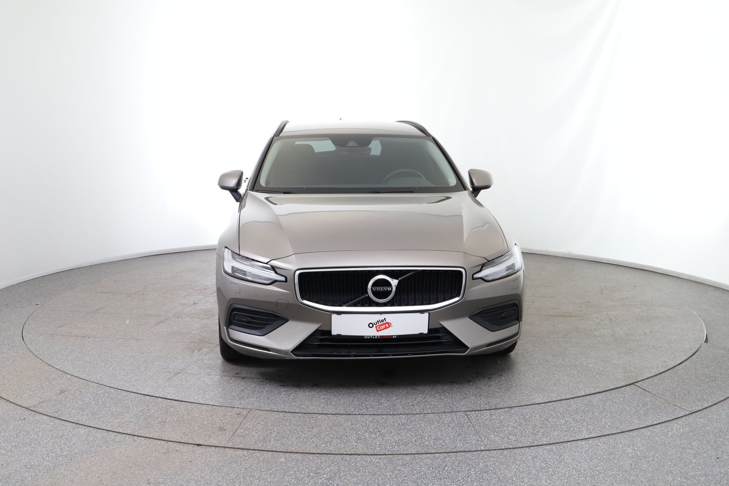 Volvo V60 B4 Momentum Pro Aut. | Bild 8 von 24